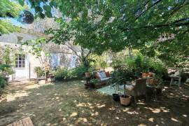 
                                                                                        Vente
                                                                                         Charmante maison en pierre - Belle parcelle