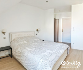 
                                                                                        Vente
                                                                                         Charmante maison individuelle 7 pièces