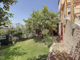 Vente
Charmante maison niçoise vue mer à Nice Est.