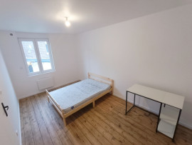 
                                                                                        Location
                                                                                         Charmante maison rénovée avec 3 chambres