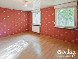 
                                                                                        Vente
                                                                                         Charmante propriété de 9 pièces