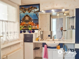 
                                                                                        Vente
                                                                                         Charmante propriété de 9 pièces