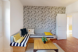 
                                                                                        Location
                                                                                         Charme de l'ancien & Confort : T3 Rénové