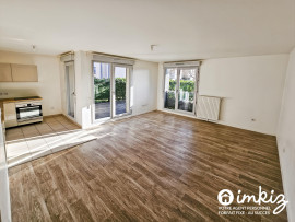 
                                                                                        Vente
                                                                                         Chessy - Appartement 3 pièces avec terrasse