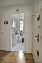 
                                                                                        Location
                                                                                         CHEZPASCAL