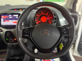 Voiture
                                                                                Citroen C1 1.0 VTi Feel Hatchback 3dr Petrol Manual Euro 5 (Euro 5) (68 ps)