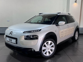 Voiture
                                                                                Citroen C4 CACTUS 1.2 PureTech W Hatchback 5dr Petrol Manual Euro 6 (s/s) (110 ps)