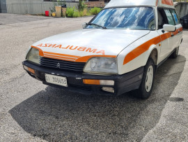 
                                                                                        Voiture
                                                                                         Citroen CX ambulance