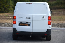 
                                                                                        Voiture
                                                                                         Citroën JUMPY III taille M 2.0 BlueHDI 150 S&S Driver BV6 - Attelage