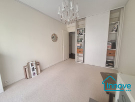 
                                                                                        Vente
                                                                                         Clagny-Glatigny : 5 pièces dans la verdure et avec un excellent