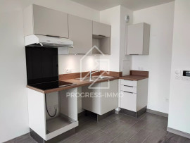 
                                                                                        Location
                                                                                         Clamart 2 pièces dans résidence de 2022