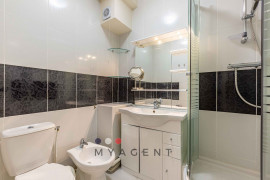 
                                                                                        Vente
                                                                                         COEUR DE PASSY - Calme et soleil