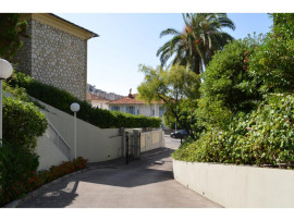 
                                                                                        Vente
                                                                                         Cœur Mont Boron 4 pièces 120 M² Dernier étage Piscine