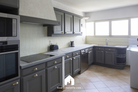 
                                                                                        Vente
                                                                                         Colline du Roy  T4 de 104,44 m2  Lumineux