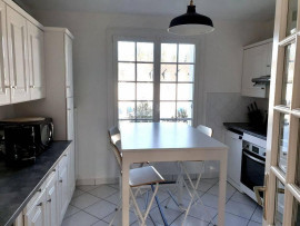 
                                                                                        Colocation
                                                                                         Coloc 3 chambres proche piscine du lac fac 2 lions