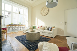 
                                                                                        Colocation
                                                                                         Colocation 8 chambres
