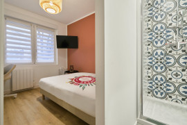 
                                                                                        Colocation
                                                                                         Colocation 10 chambres