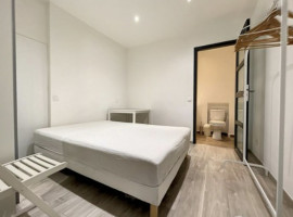 
                                                                                        Colocation
                                                                                         COLOCATION 2 chambres Vieil Antibes - prix à la chambre