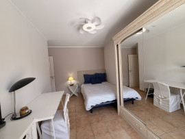 
                                                                                        Colocation
                                                                                         Colocation 2 personnes, maison avec piscine