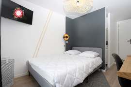 
                                                                                        Colocation
                                                                                         Colocation 5 chambres