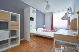 
                                                                                        Colocation
                                                                                         Colocation 5 chambres