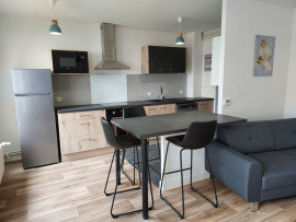 
                                                                                        Colocation
                                                                                         colocation 81 m²