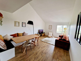 
                                                                                        Colocation
                                                                                         Colocation avec Baby-foot