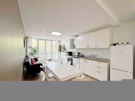 
                                                                                        Colocation
                                                                                         COLOCATION - AVENUE  GABRIEL PERI