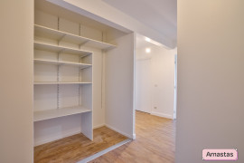 
                                                                                        Colocation
                                                                                         COLOCATION - Beau T4 - Entièrement refait à neuf - 3 chambres disponibles (1 avec balcon)