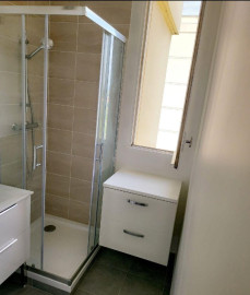 
                                                                                        Colocation
                                                                                         Colocation bron