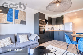 
                                                                                        Colocation
                                                                                         Colocation – Chambre avec accès balcon
