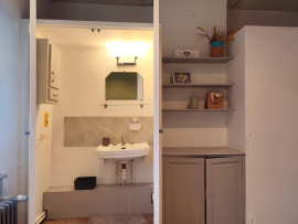 
                                                                                        Colocation
                                                                                         Colocation - chambres 14m² renouvelées 420€ CC