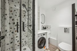 
                                                                                        Colocation
                                                                                         Colocation confortable de 4 chambres