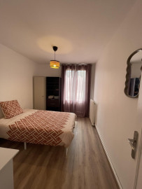 
                                                                                        Colocation
                                                                                         Colocation dans bel appartement avec parking