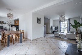 
                                                                                        Colocation
                                                                                         Colocation dans maison Villejuif 1/01/2026