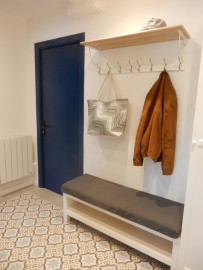 
                                                                                        Colocation
                                                                                         Colocation dans petit appartement (2 colocataires)