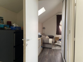 
                                                                                        Colocation
                                                                                         Colocation dans un duplex sans vis à vis à Cergy