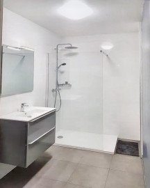 
                                                                                        Colocation
                                                                                         Colocation dans une maison avec jardin