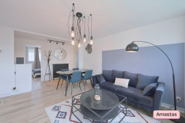 
                                                                                        Colocation
                                                                                         Colocation de 3 chambres dans un appartement entièrement meublé, rénové et décoré avec goût à Lyon 5, Point du Jour