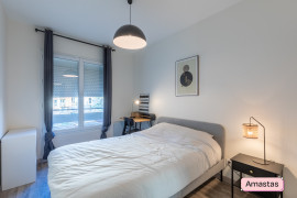 
                                                                                        Colocation
                                                                                         COLOCATION DE 3 CHAMBRES SUR LYON 8 -4691312C4