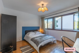 
                                                                                        Colocation
                                                                                         Colocation de 4 chambres dans Lyon