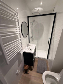 
                                                                                        Location
                                                                                         Colocation face au Stade Mayol