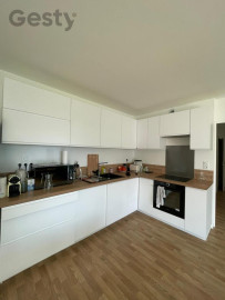 
                                                                                        Colocation
                                                                                         1 chambre dans colocation Beauregard