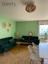 
                                                                                        Colocation
                                                                                         1 chambre dans colocation Beauregard