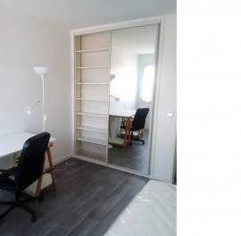 
                                                                                        Location
                                                                                         Chambre dans Grand Appartement Meublé