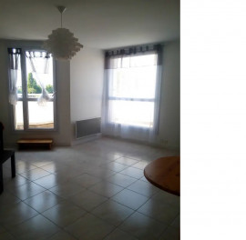 
                                                                                        Location
                                                                                         Chambre dans Grand Appartement Meublé