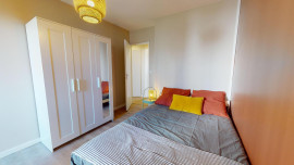 
                                                                                        Colocation
                                                                                         COLOCATION MEUBLÉE 4 CHAMBRES – 82 m²