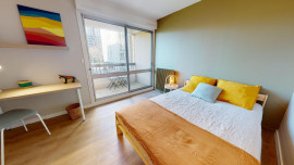 
                                                                                        Colocation
                                                                                         COLOCATION MEUBLÉE 4 CHAMBRES – 82 m²