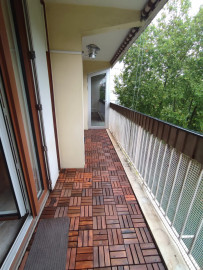 
                                                                                        Colocation
                                                                                         COLOCATION MEUBLEE LORMONT