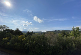 
                                                                                        Colocation
                                                                                         Colocation paisible et ensoleillée